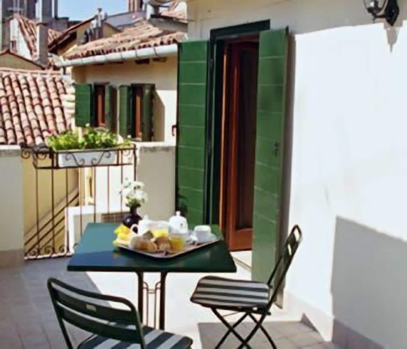 Residenza Goldoni Bed and Breakfast Venedig Eksteriør billede